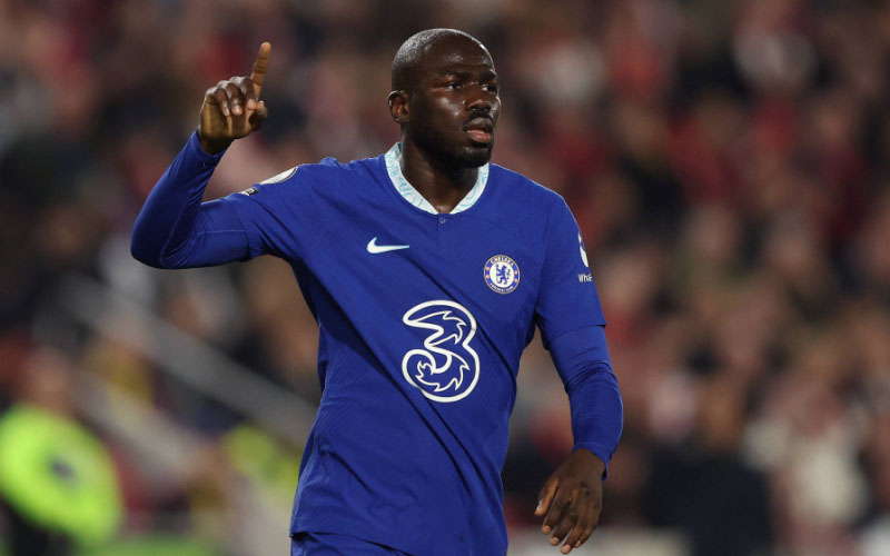  Kalidou Koulibaly được ủng hộ mạnh mẽ từ FIFA và UEFA