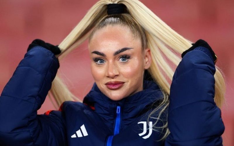 Alisha Lehmann là mũi công nguy hiểm khi thi đấu cho đội tuyển quốc gia 