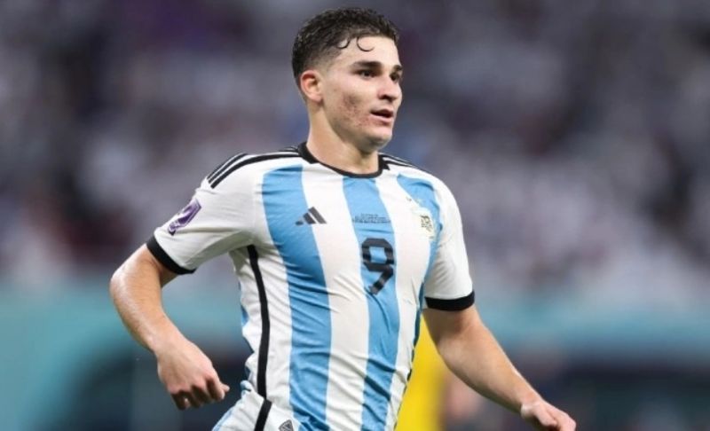 Julián Álvarez là tài năng trẻ sáng giá của bóng đá Argentina, sớm khẳng định vị thế tại Manchester City